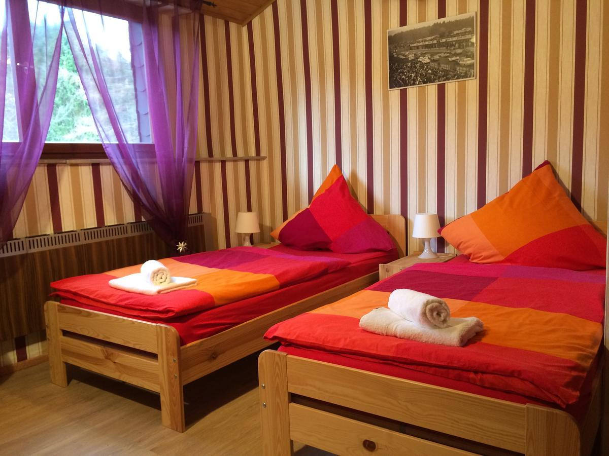 Quiddelbach Franky House Am Nuerburgring Bed & Breakfast エクステリア 写真
