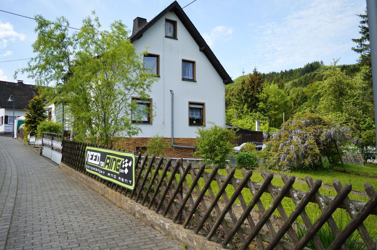 Quiddelbach Franky House Am Nuerburgring Bed & Breakfast エクステリア 写真