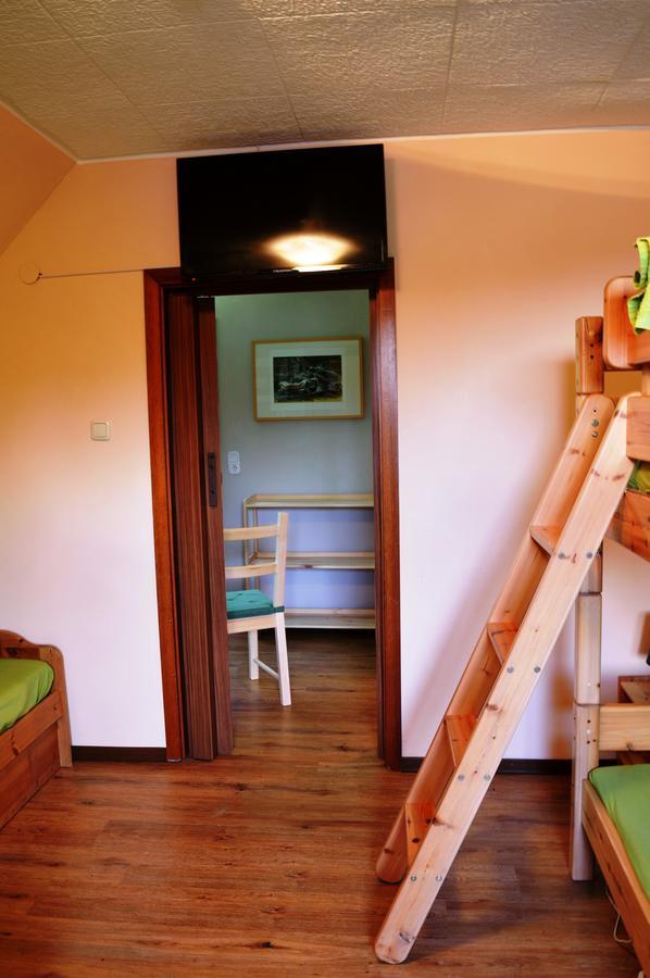 Quiddelbach Franky House Am Nuerburgring Bed & Breakfast エクステリア 写真